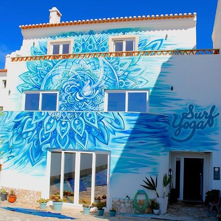 Surf Yoga Ericeira Guest House Exteriör bild