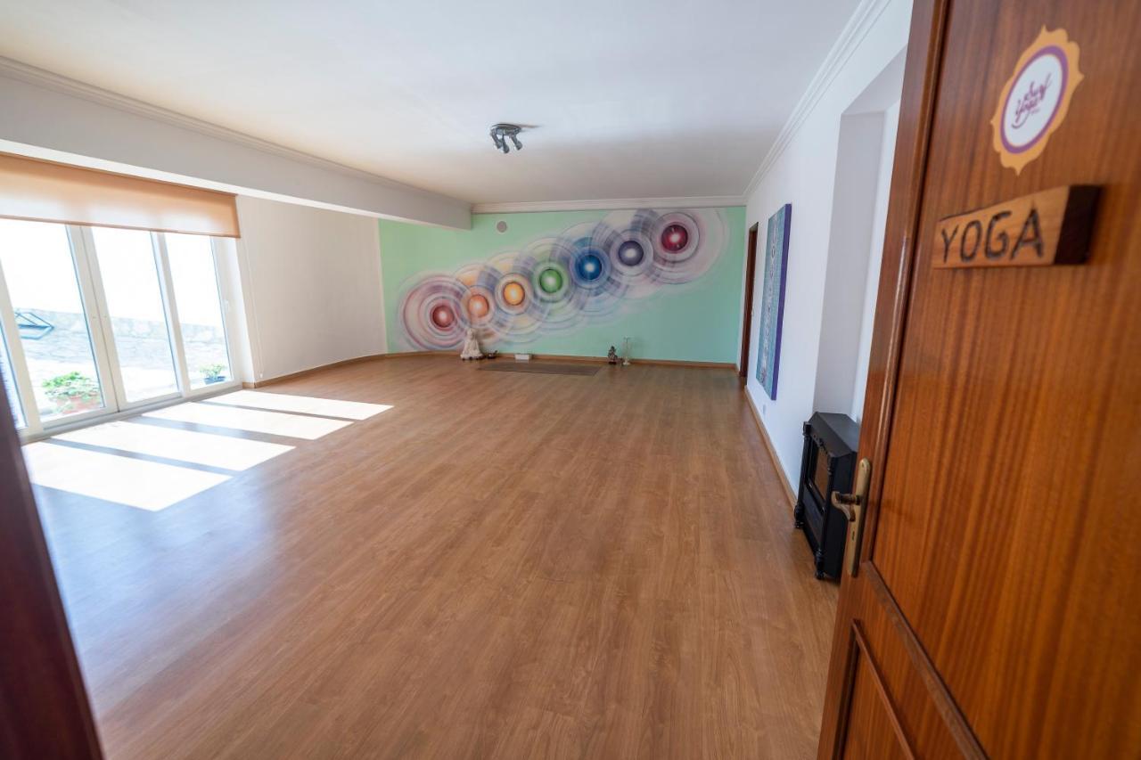 Surf Yoga Ericeira Guest House Exteriör bild