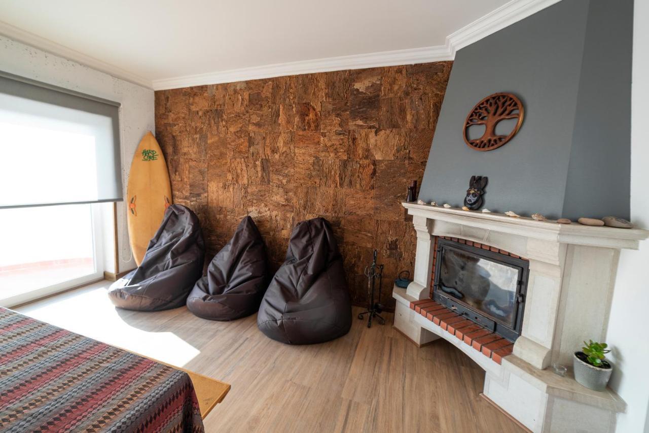 Surf Yoga Ericeira Guest House Exteriör bild